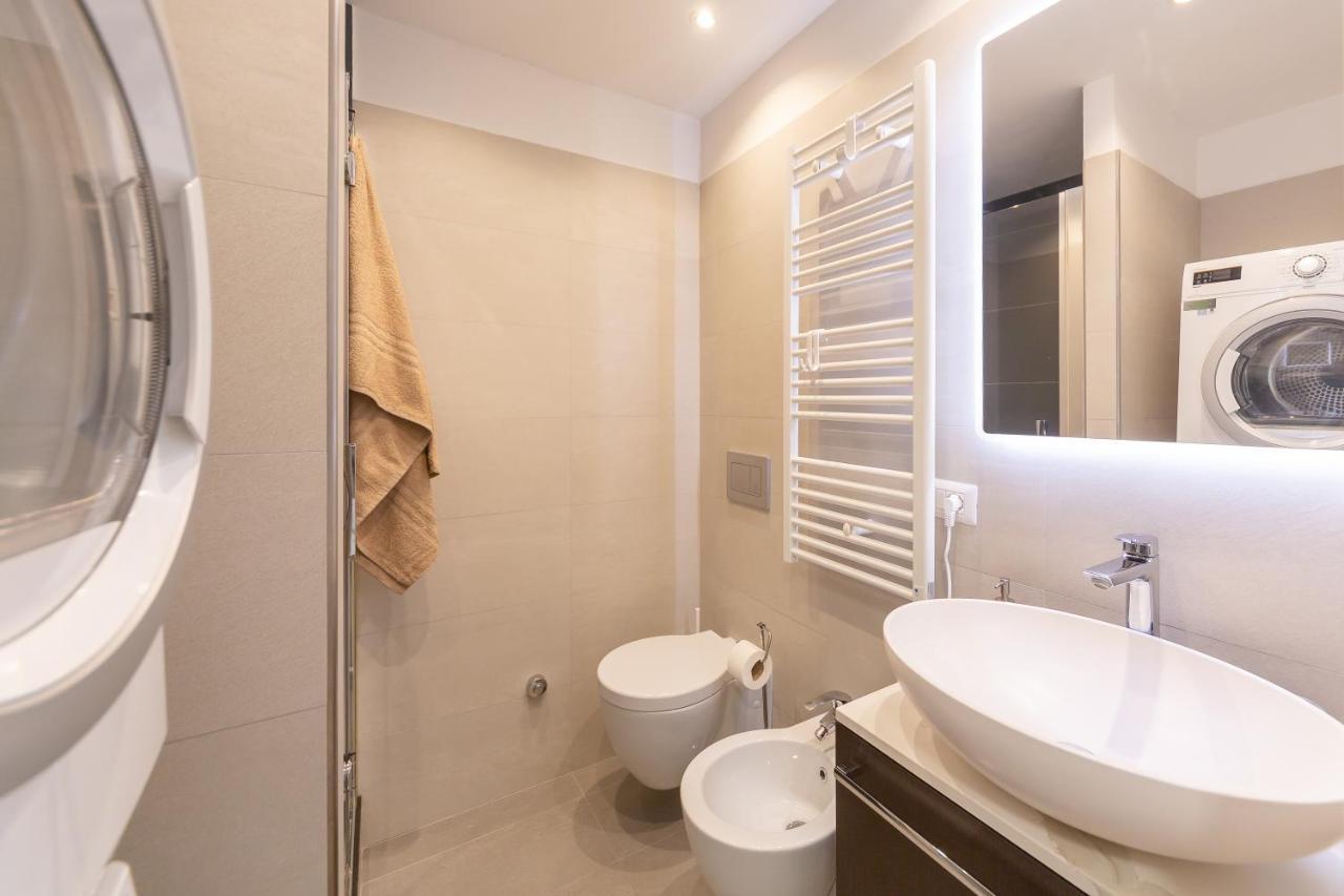 Marghera Suite Duomo 10Min, Fast Wifi & Metro มิลาน ภายนอก รูปภาพ